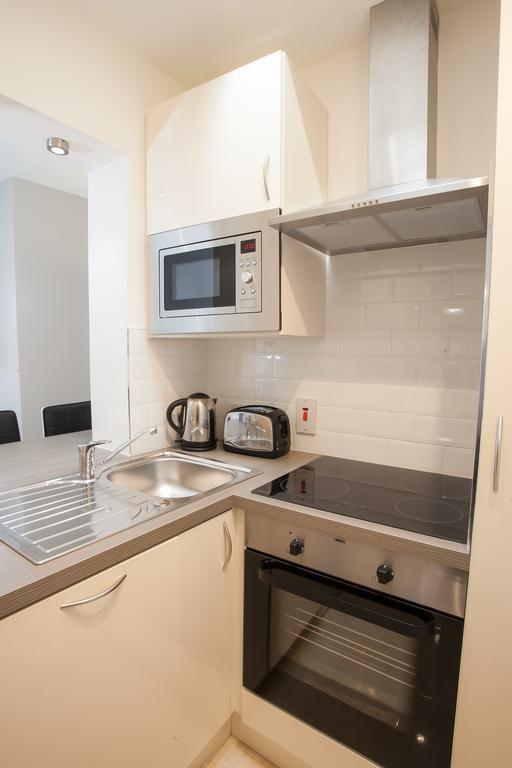 Temple Bar Essex Street Apartments Dublín Habitación foto