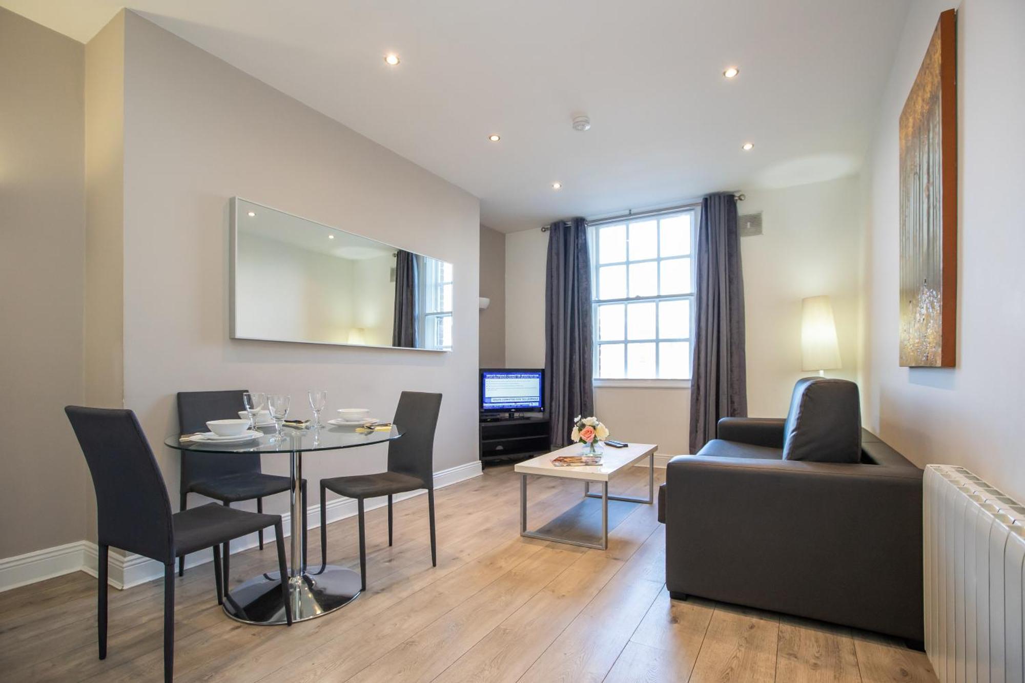 Temple Bar Essex Street Apartments Dublín Exterior foto