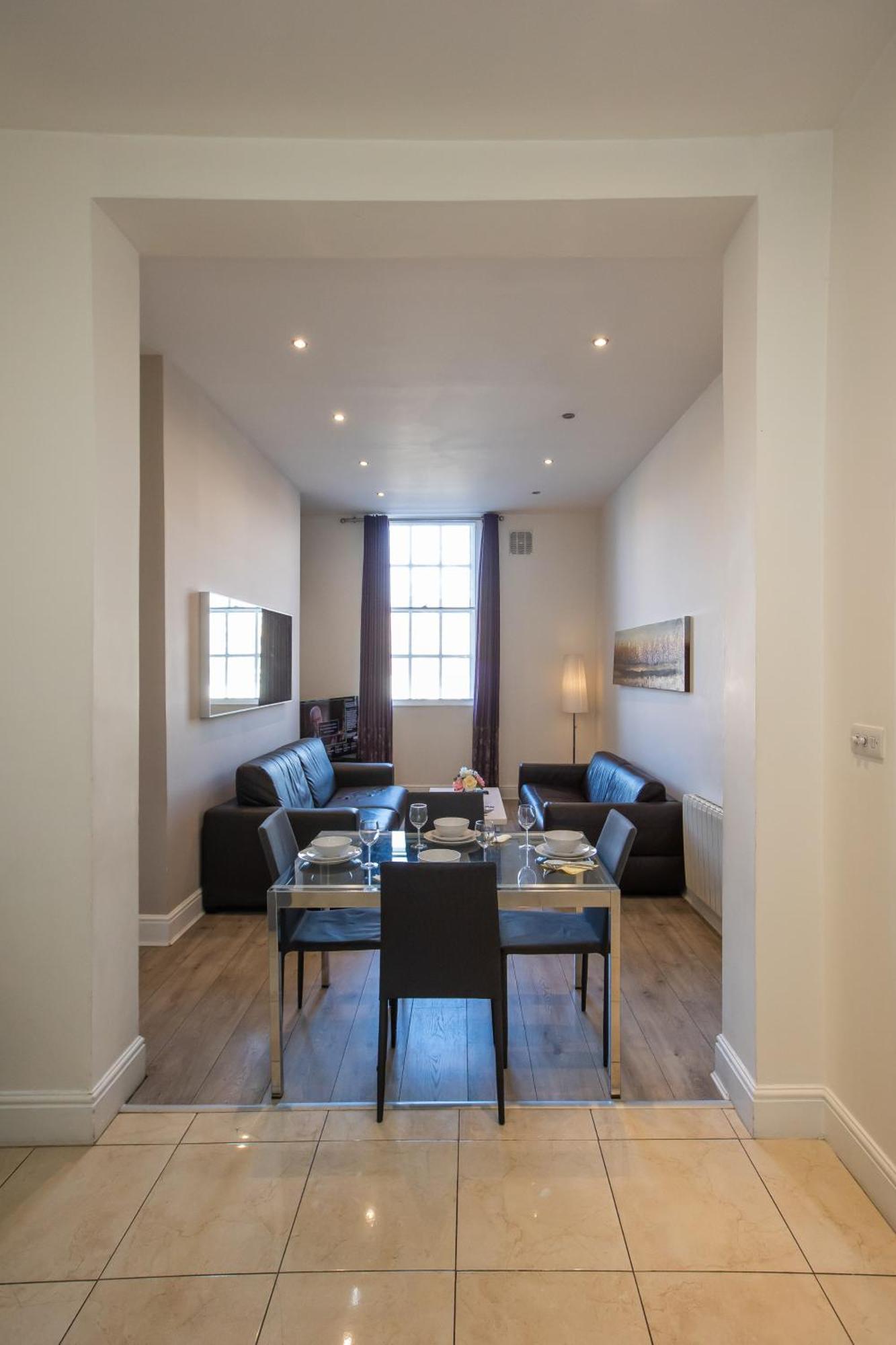 Temple Bar Essex Street Apartments Dublín Exterior foto